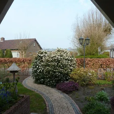 Chez Louise Naaldwijk